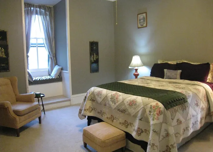 Allegheny Street Bed & Breakfast