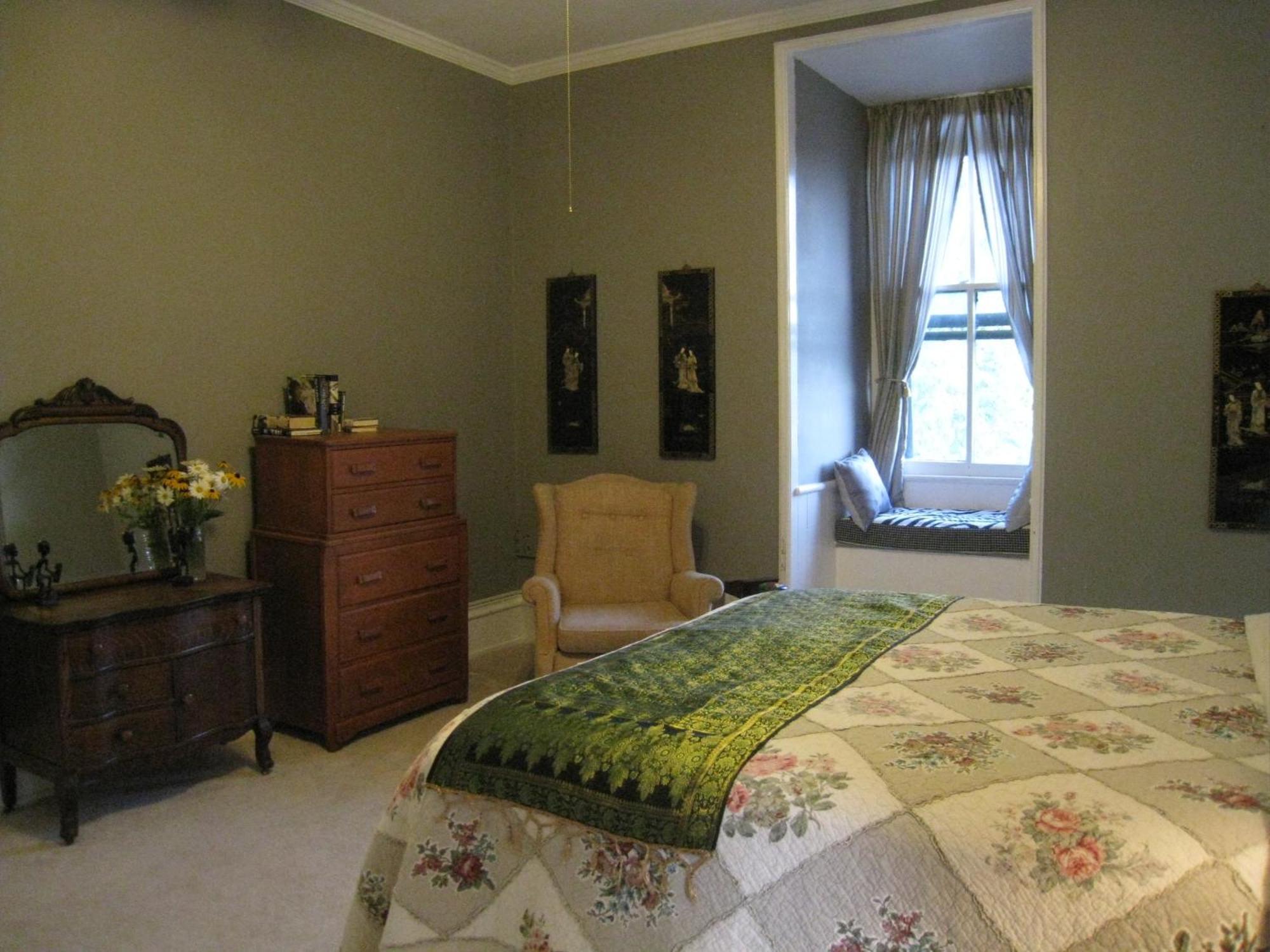 Allegheny Street Bed and breakfast 2*